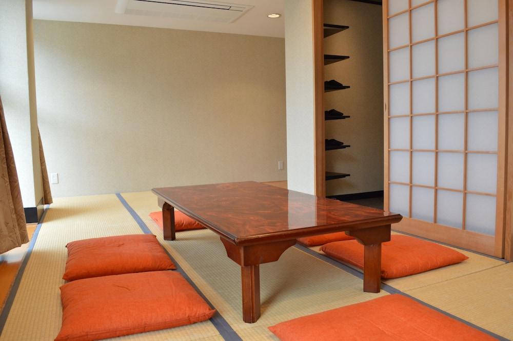 Amenity Hotel Kyoto Exterior photo