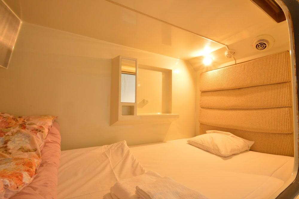 Amenity Hotel Kyoto Exterior photo